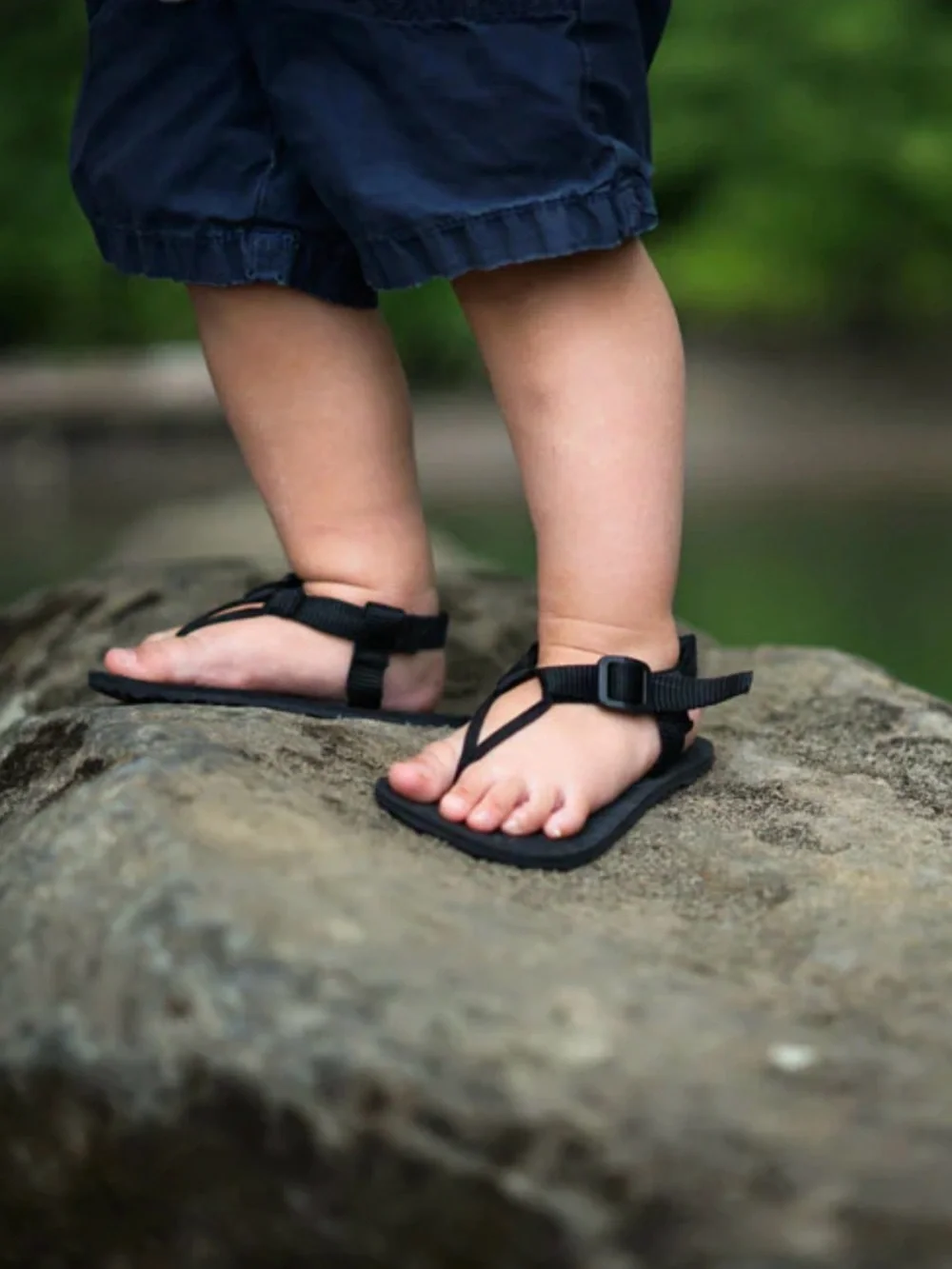 Kids Unshoes Sandals ~ Red Straps